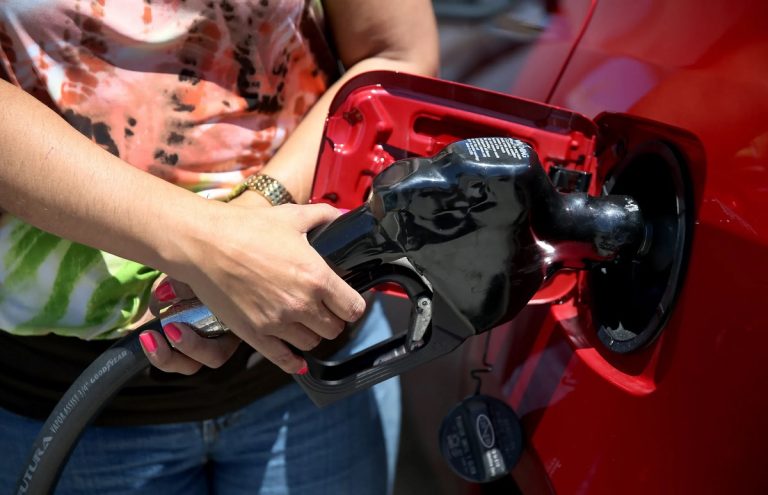 Car Struggles to Start After Putting Gas In: Causes, Diagnosis, and Solutions