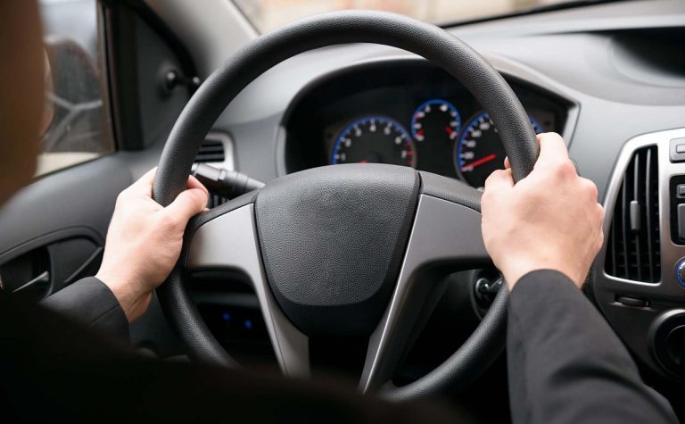 Why Does My Steering Wheel Shake When I Brake at High Speeds – Causes and Fixes
