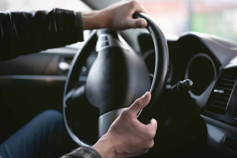 My Steering Wheel Is Hard To Turn All Of A Sudden – Common Causes, Warning Signs, And Quick Fixes
