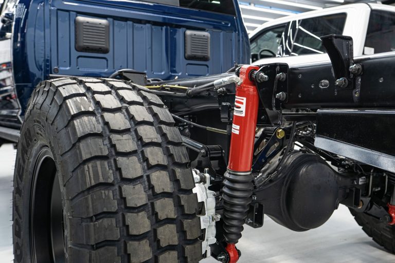 Best Air Bags for Ford F-350: Top Suspension Kits for Maximum Towing Stability & Load Support